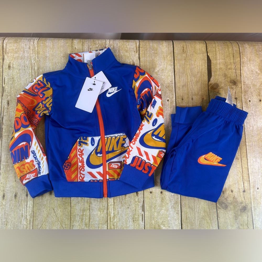 New Nike Kids Matching Set in Blue All Over Print